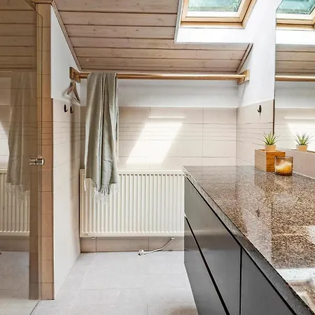 Holiday home Stunning In With Wifi