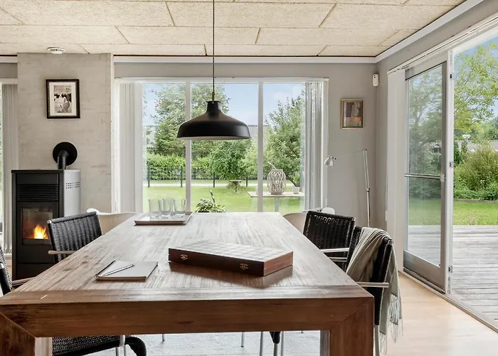 Stunning In With Wifi Сasa de vacaciones Nysted